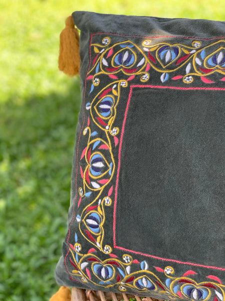 BARDINE PILLOW COVER