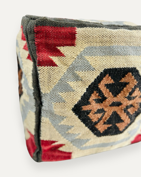 OJOS KILIM FLOOR POUF