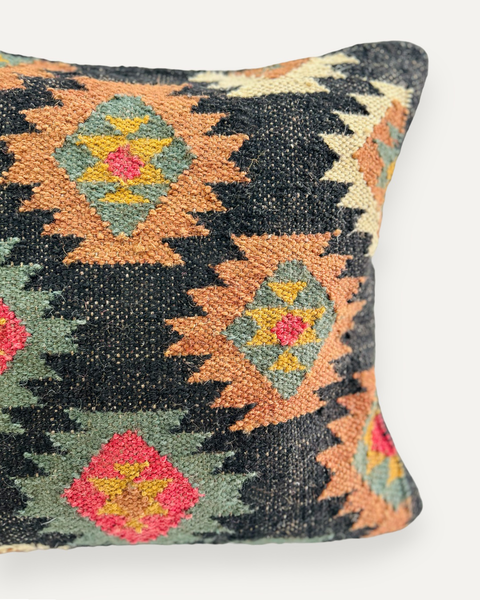 YANNIK KILIM PILLOW COVER