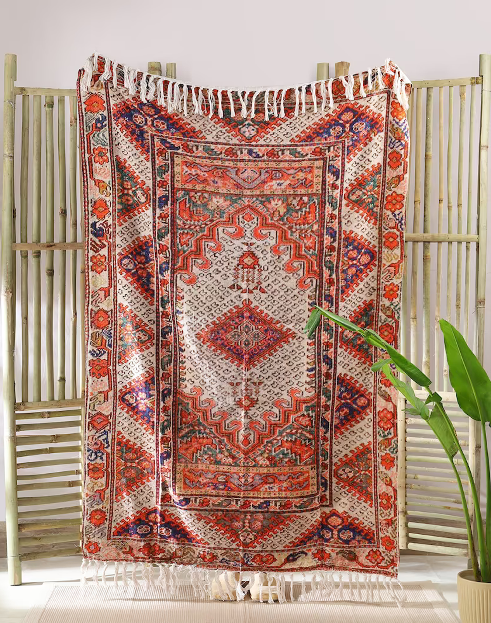 AMMIL THROW BLANKET