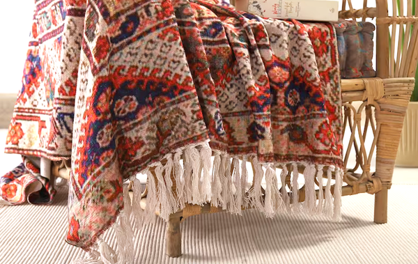 AMMIL THROW BLANKET