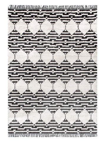 CAMEROON AREA RUG (5.3 x 7.6 feet)