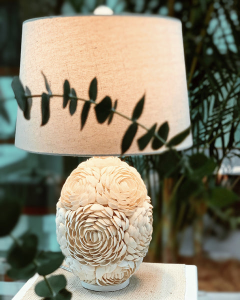 CONCHA SEASHELL LAMP
