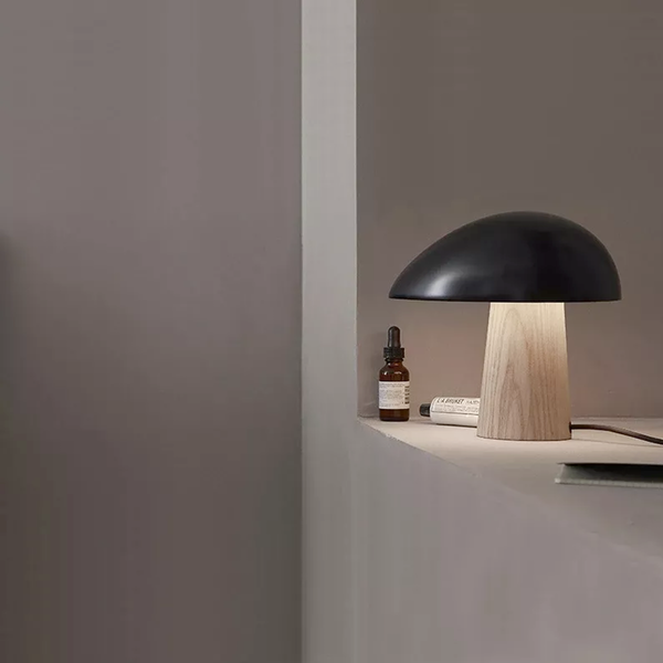 HELMUT MUSHROOM LAMP (Black)
