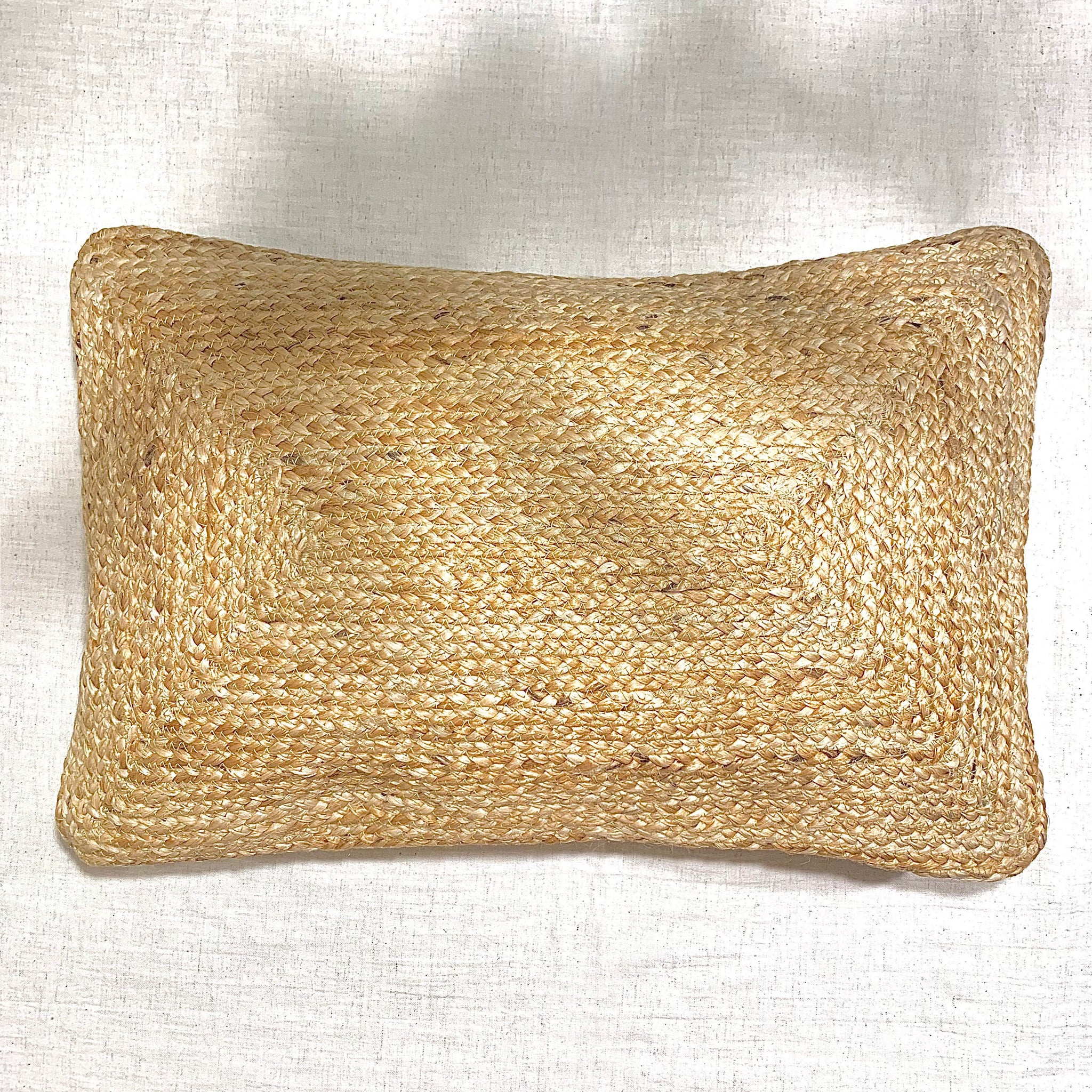 CABELLO JUTE LUMBAR PILLOW