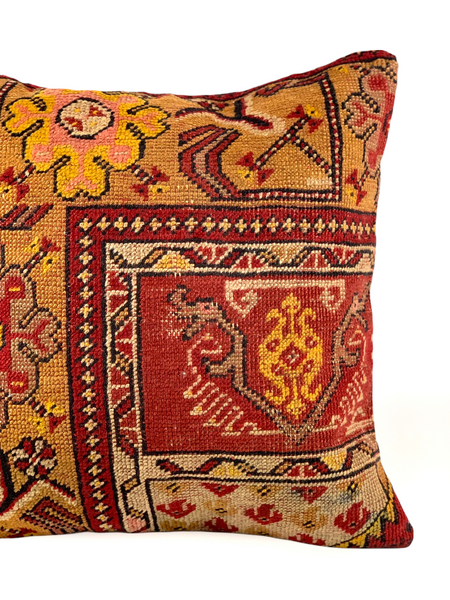 KILIM COLLECTION: PILLOW 02