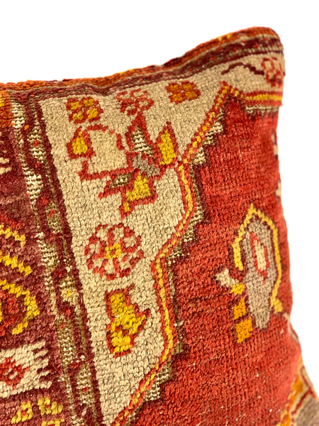 KILIM COLLECTION: PILLOW 06