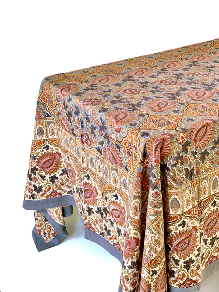 ORACENE BLOCK-PRINTED TABLECLOTH